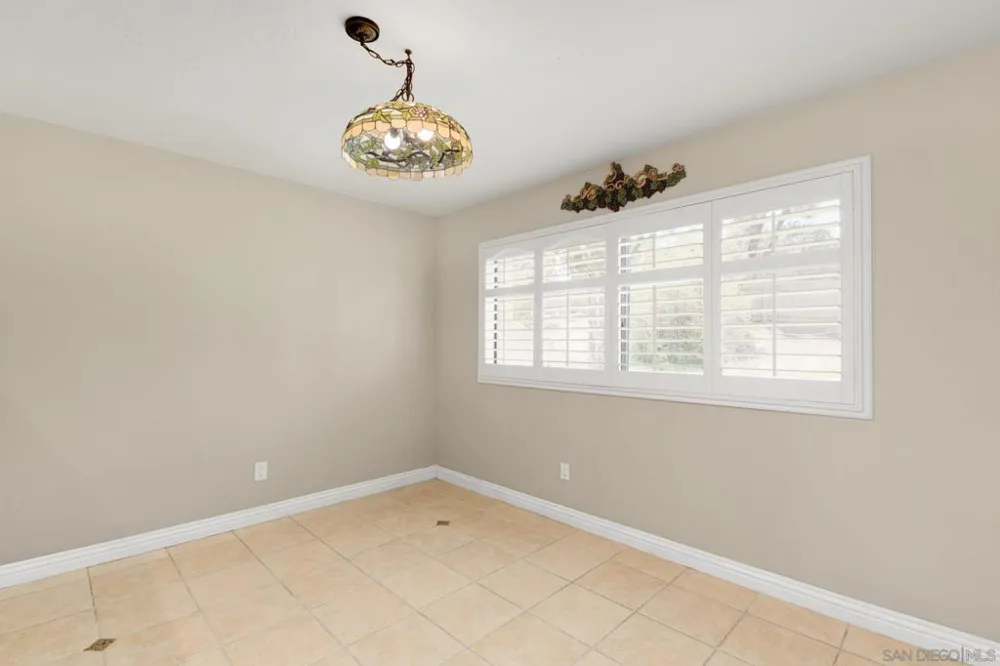 1036 Long Shadow Ct El Cajon, CA 92019