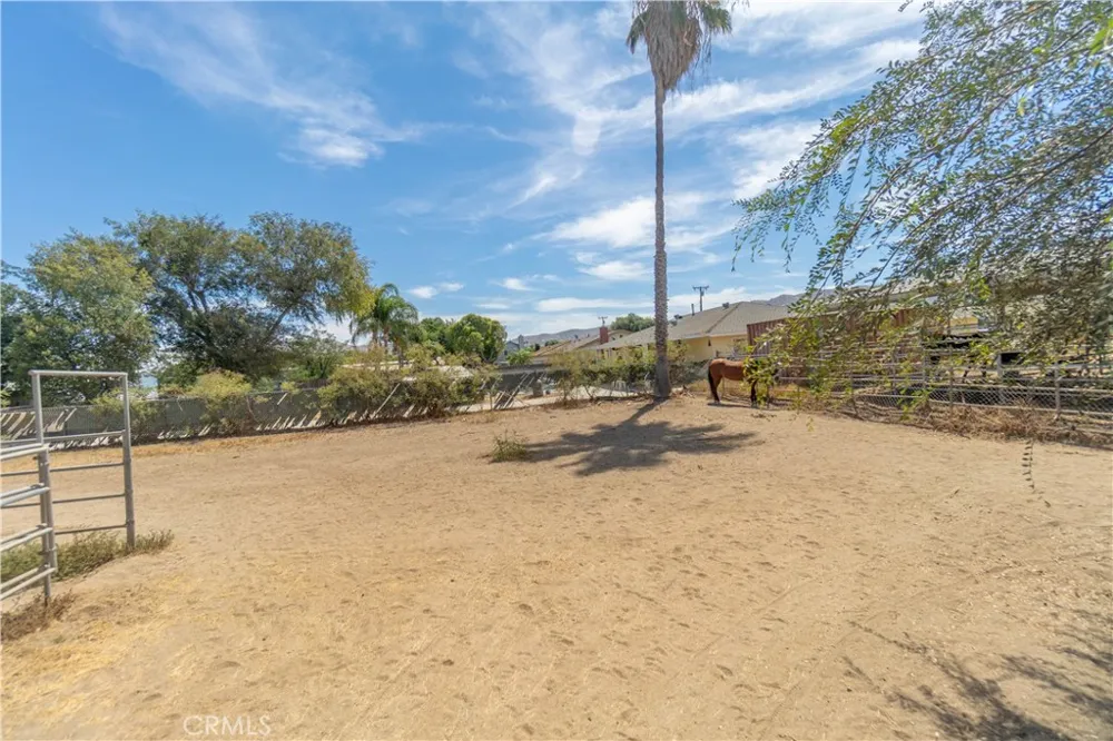 3679 Sierra Norco, CA 92860