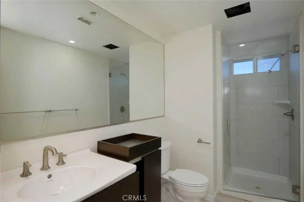 3803 Piedmont Highland, CA 92346
