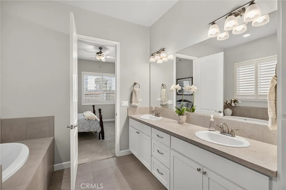 2768 Via Roma Chico, CA 95928