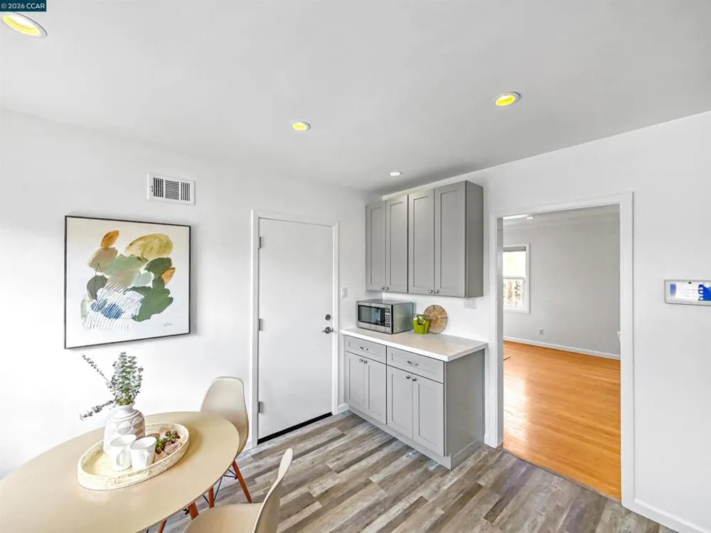 630 27Th St Richmond, CA 94804