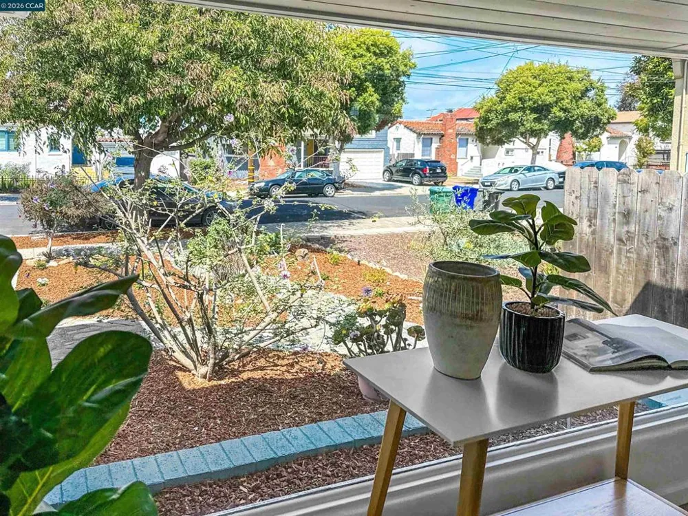 630 27Th St Richmond, CA 94804