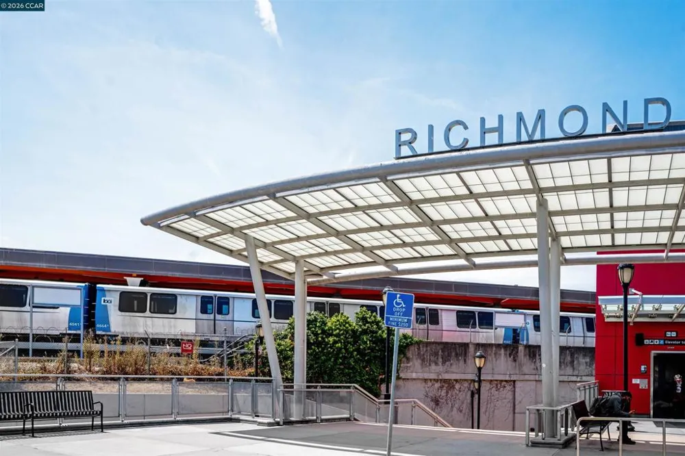 630 27Th St Richmond, CA 94804