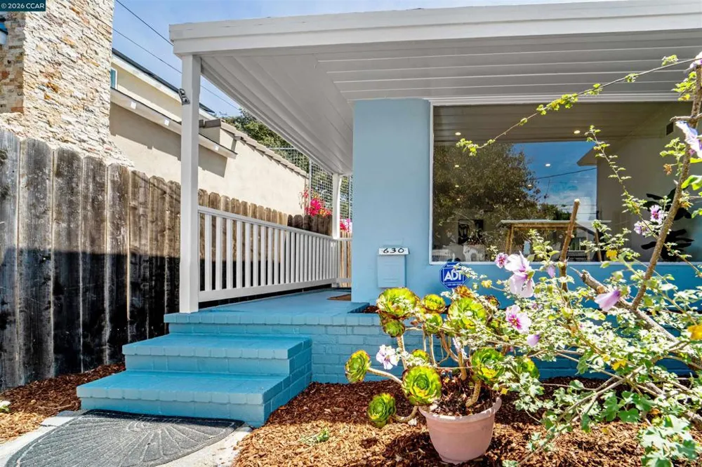 630 27Th St Richmond, CA 94804