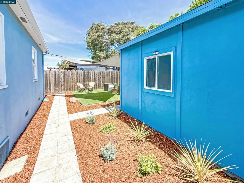 630 27Th St Richmond, CA 94804