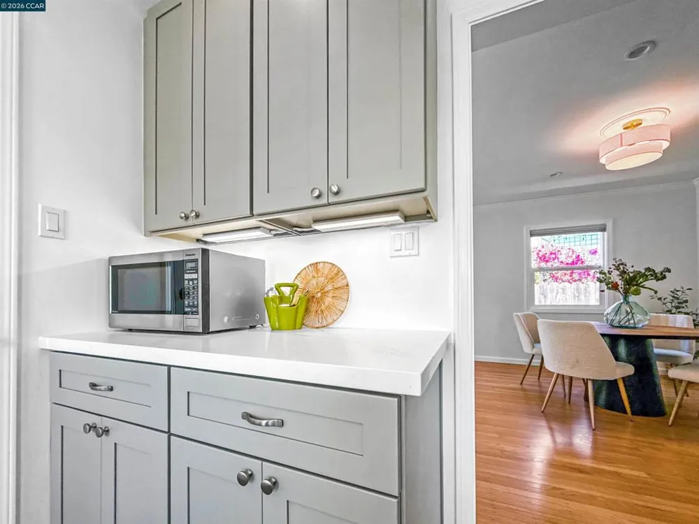 630 27Th St Richmond, CA 94804
