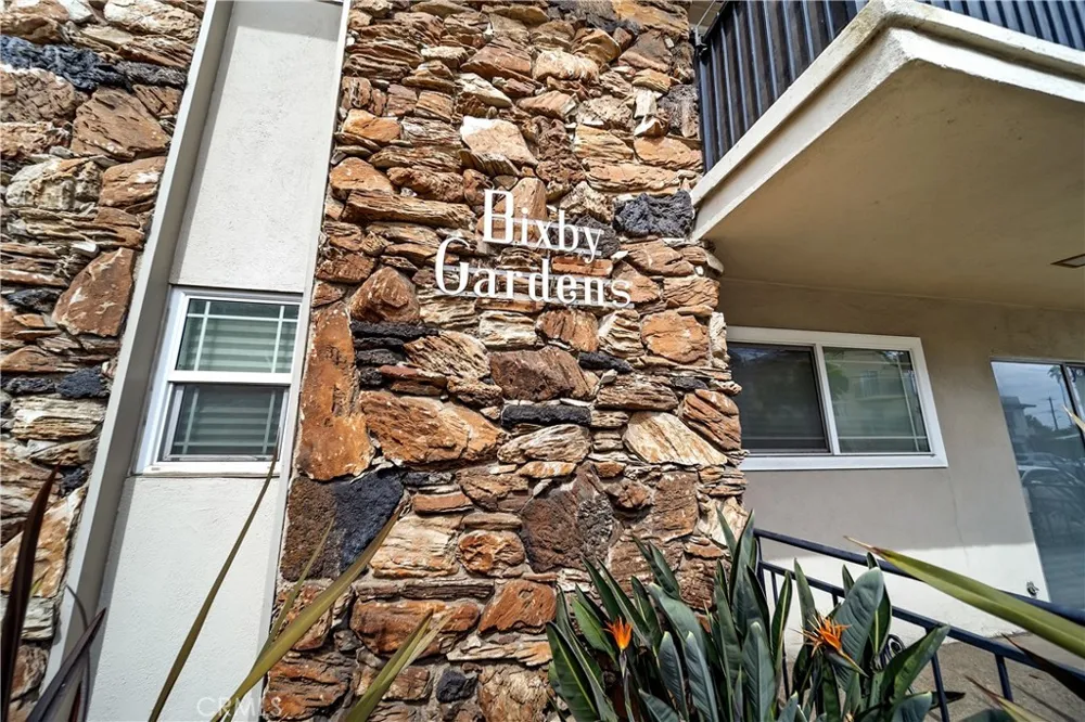 311 Cherry Avenue #2 Long Beach, CA 90802