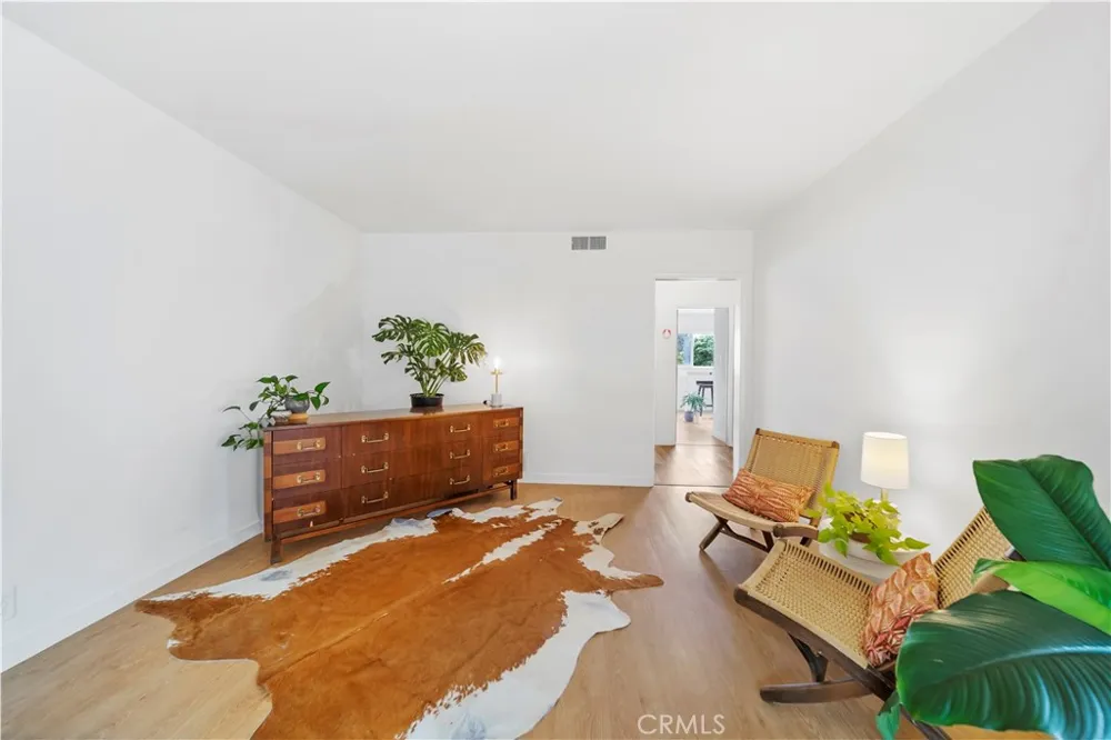 311 Cherry Avenue #2 Long Beach, CA 90802
