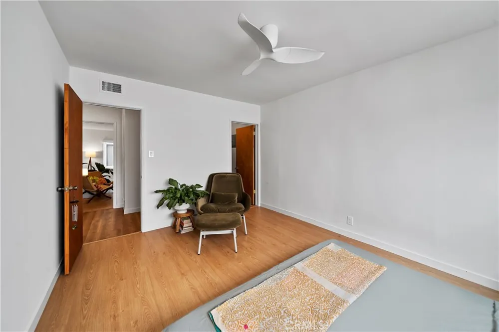 311 Cherry Avenue #2 Long Beach, CA 90802
