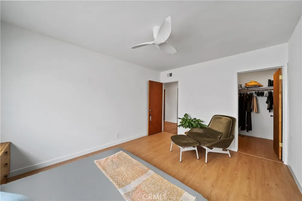 311 Cherry Avenue #2 Long Beach, CA 90802