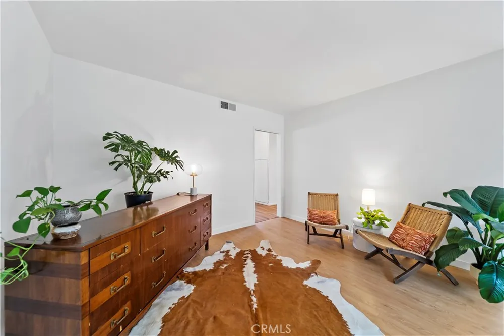311 Cherry Avenue #2 Long Beach, CA 90802