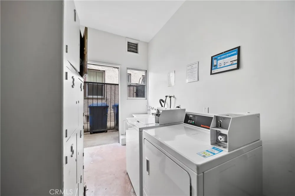 311 Cherry Avenue #2 Long Beach, CA 90802