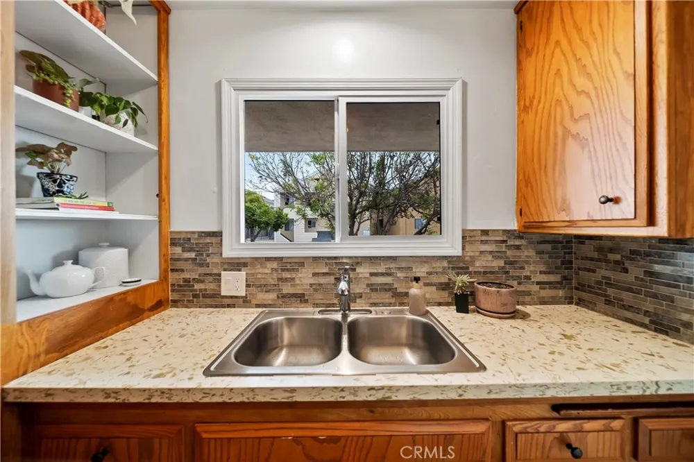 311 Cherry Avenue #2 Long Beach, CA 90802