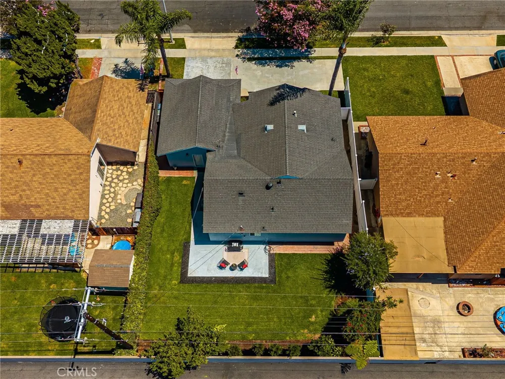 20031 Shorewood Circle Huntington Beach, CA 92646