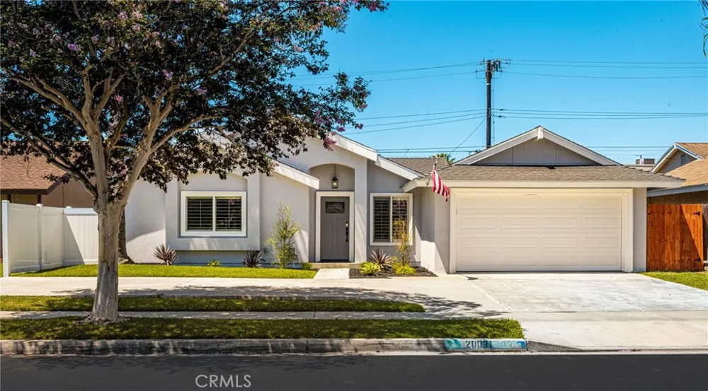 20031 Shorewood Circle Huntington Beach, CA 92646