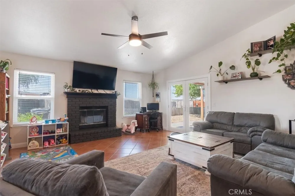 140 Mesa Grande Shandon, CA 93461