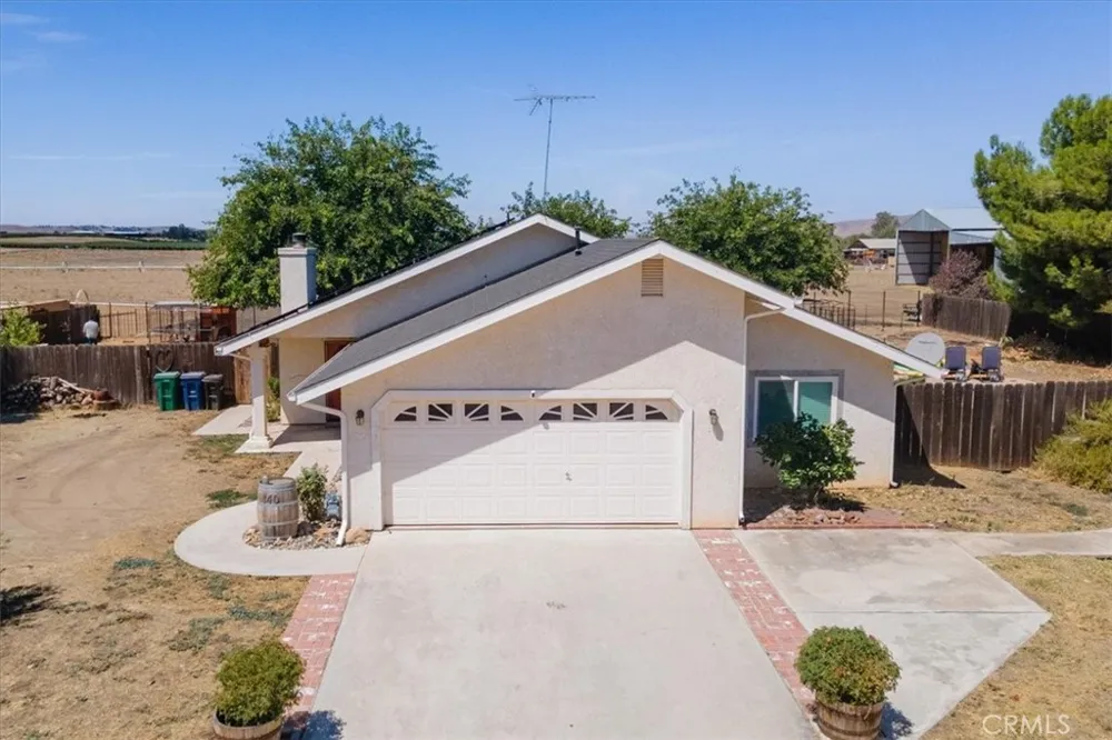 140 Mesa Grande Shandon, CA 93461