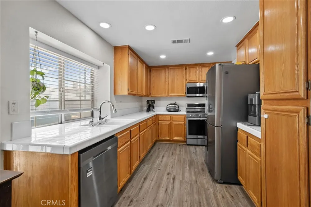 972 Creston Beaumont, CA 92223