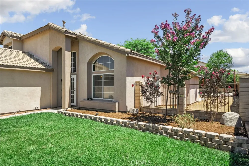972 Creston Beaumont, CA 92223