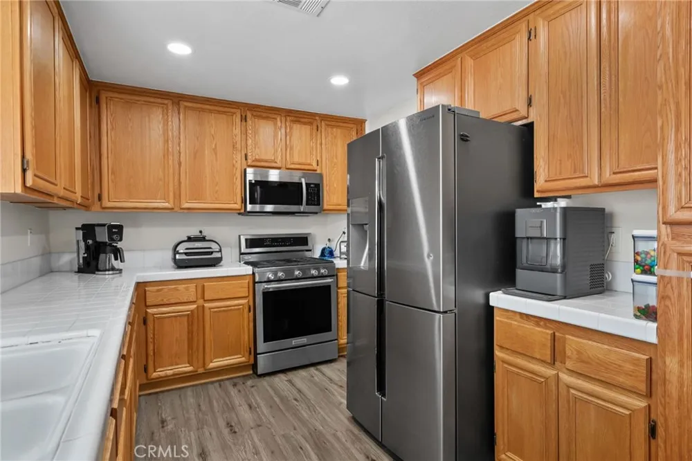 972 Creston Beaumont, CA 92223