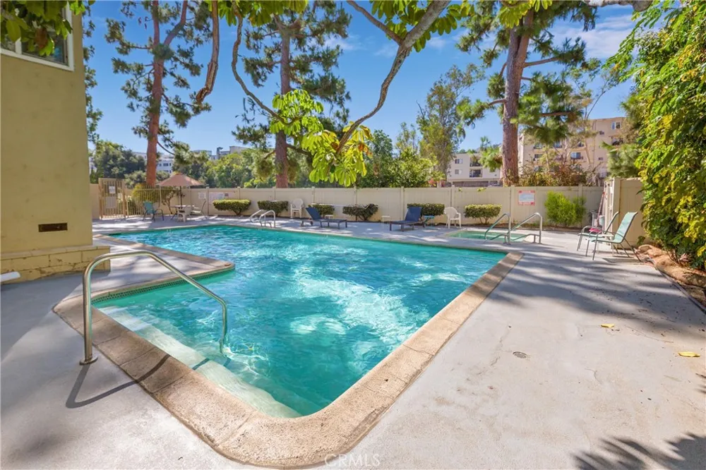 11138 Aqua Vista ST #19 Studio City, CA 91602
