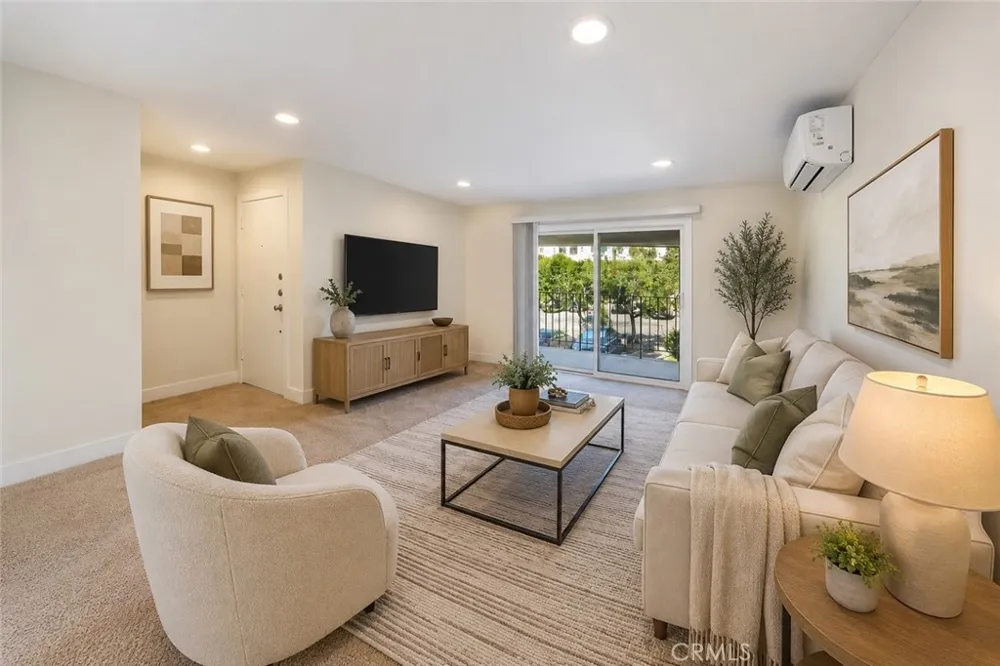 11138 Aqua Vista ST #19 Studio City, CA 91602