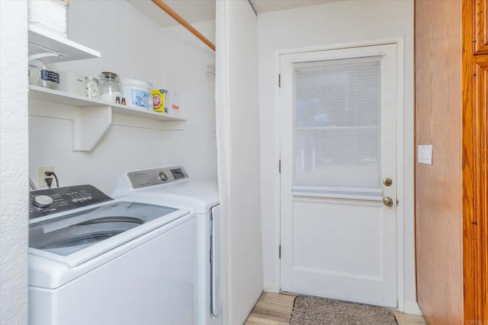 1977 Rowley Avenue Ramona, CA 92065