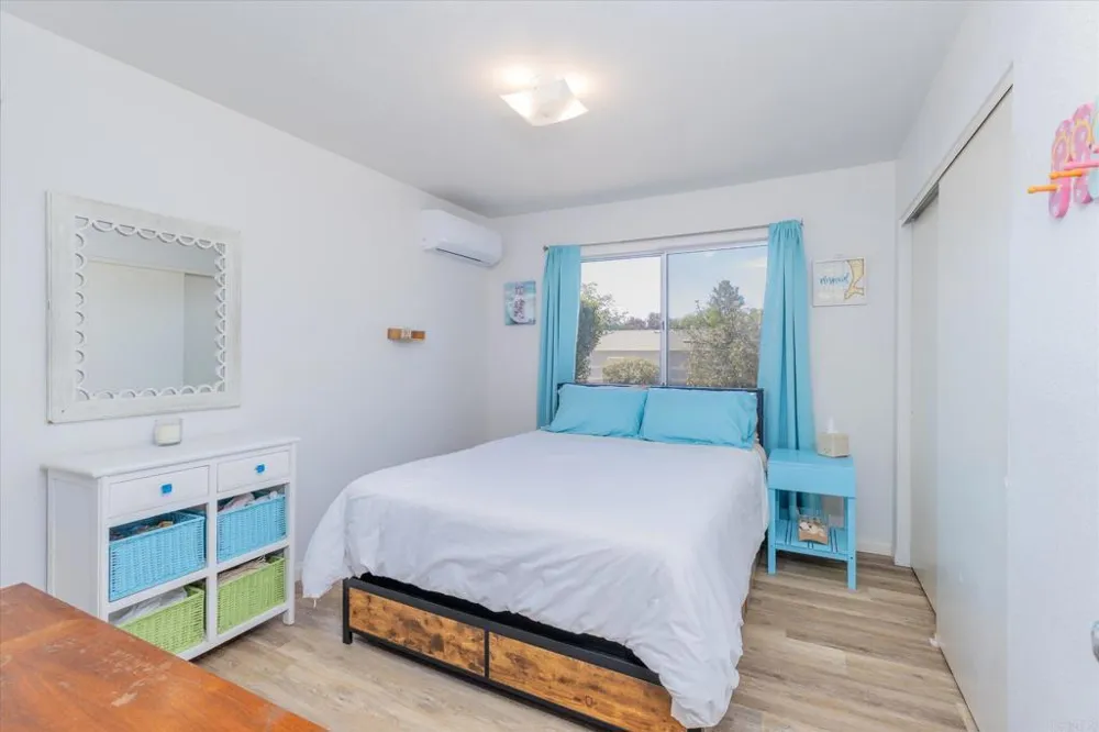 1977 Rowley Avenue Ramona, CA 92065