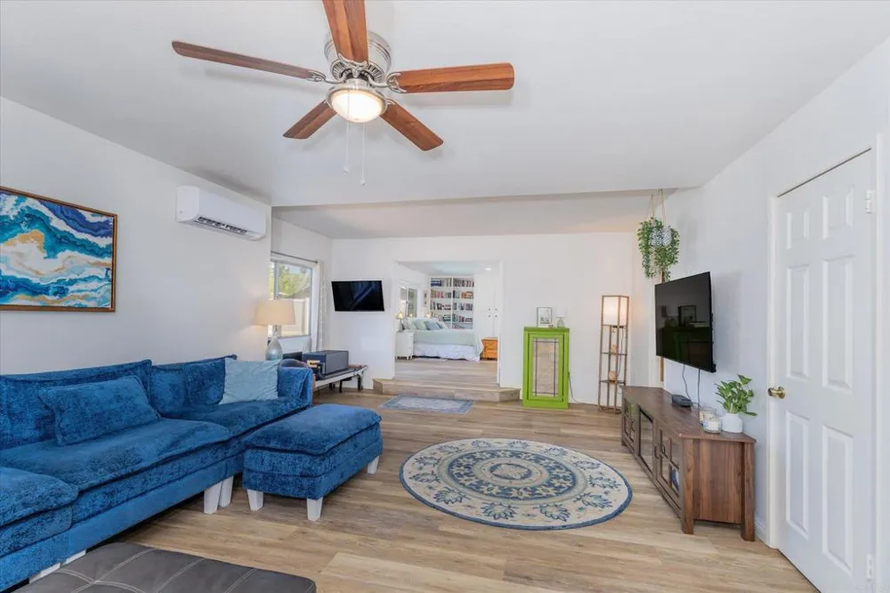 1977 Rowley Avenue Ramona, CA 92065