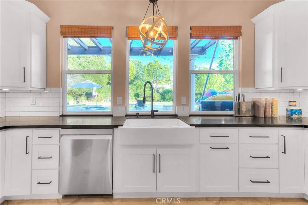 13385 Canyon Heights Yucaipa, CA 92399