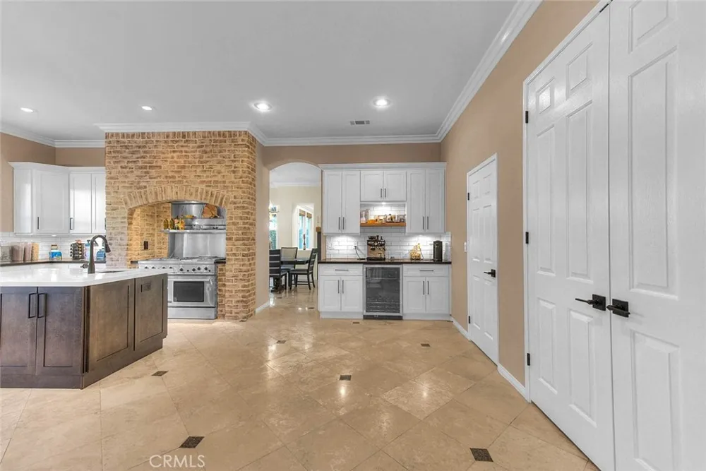 13385 Canyon Heights Yucaipa, CA 92399