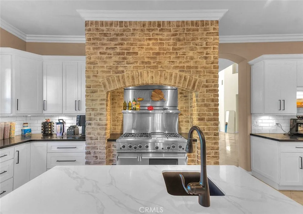 13385 Canyon Heights Yucaipa, CA 92399
