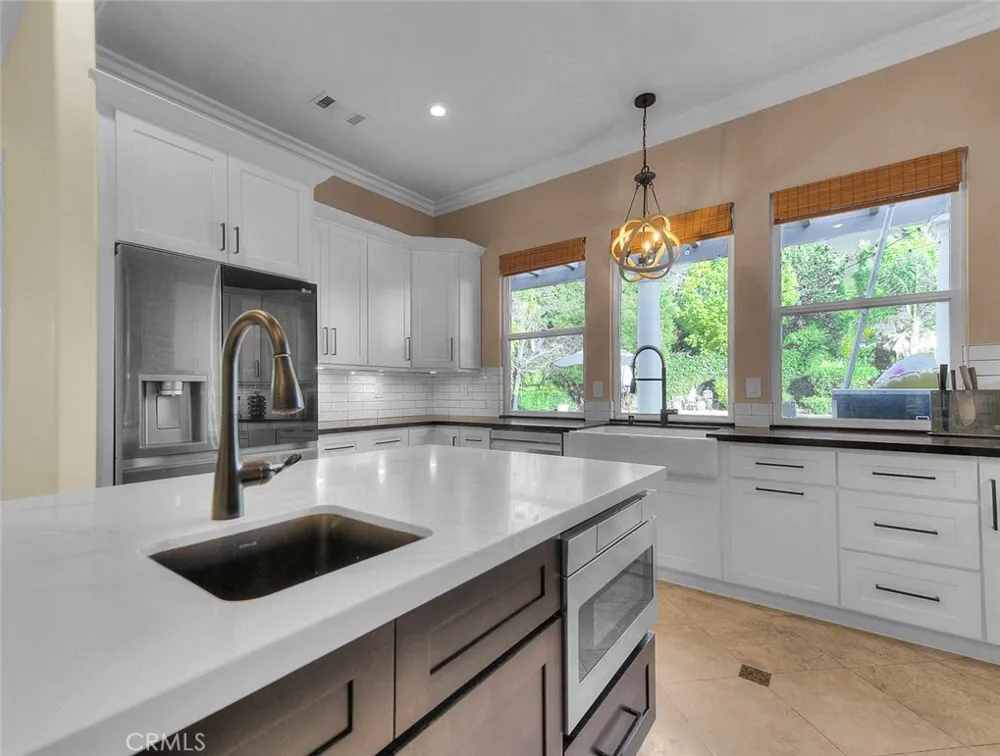 13385 Canyon Heights Yucaipa, CA 92399