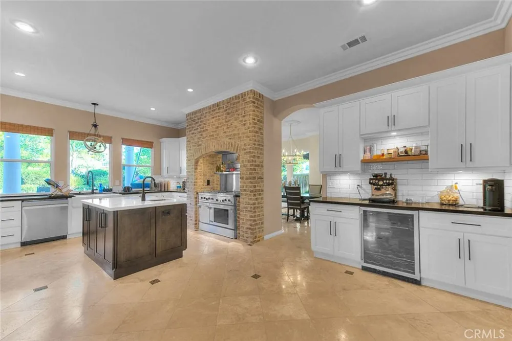 13385 Canyon Heights Yucaipa, CA 92399
