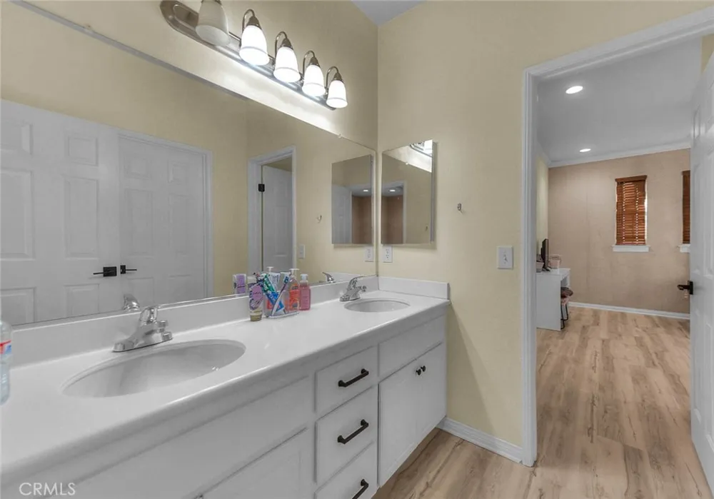 13385 Canyon Heights Yucaipa, CA 92399