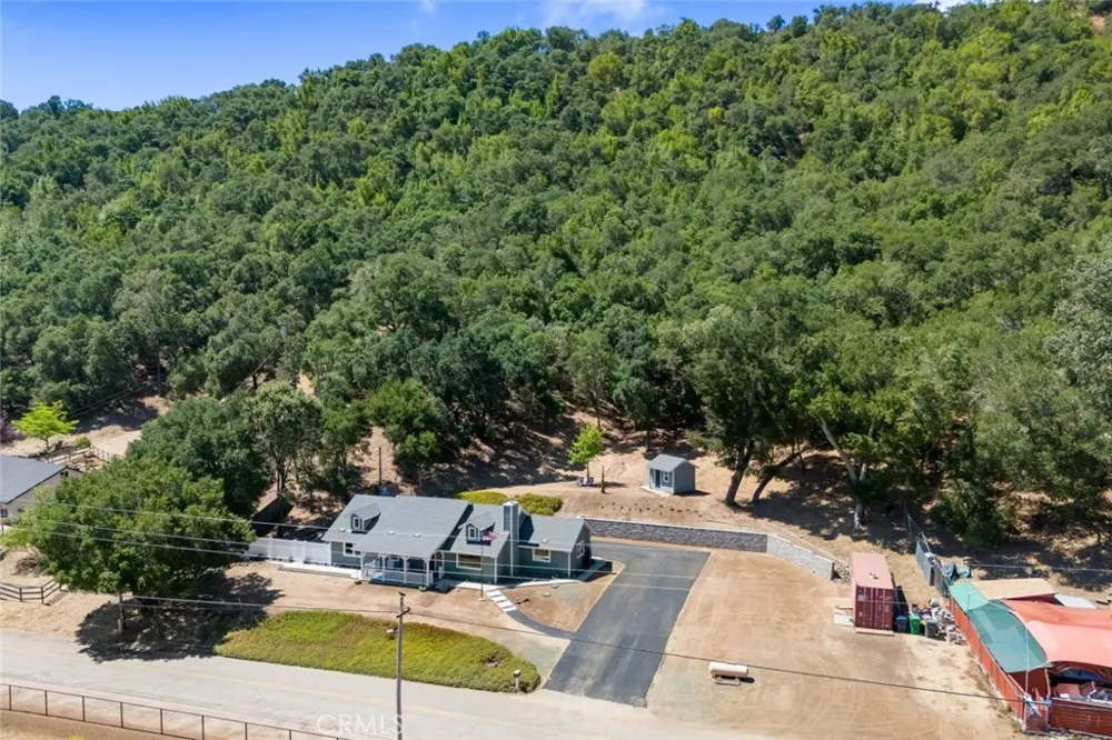13505 Santa Lucia Atascadero, CA 93422