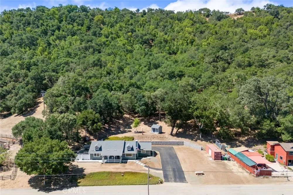 13505 Santa Lucia Atascadero, CA 93422