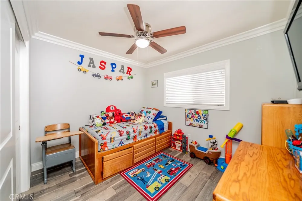 501 Glenn Place Ontario, CA 91764