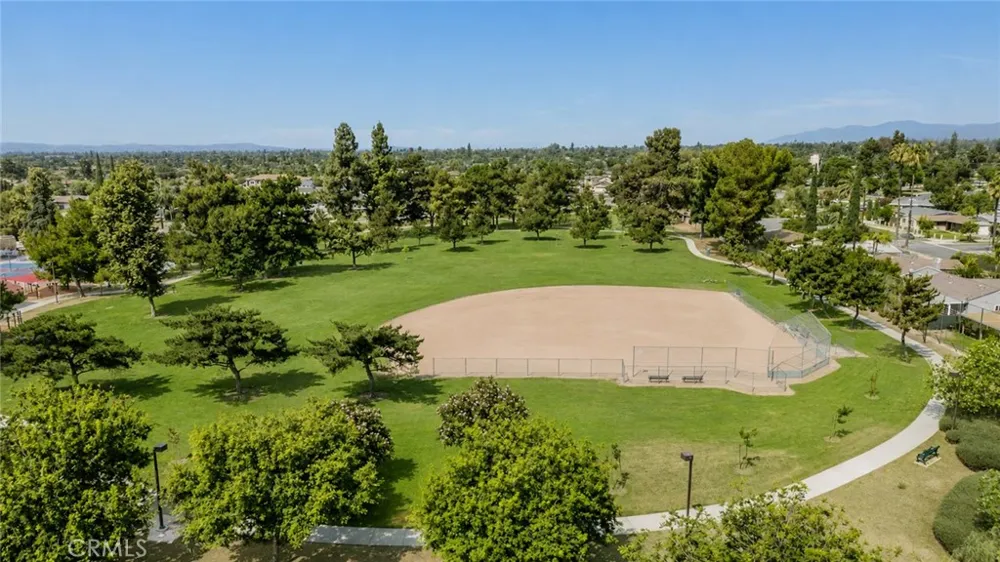 501 Glenn Place Ontario, CA 91764
