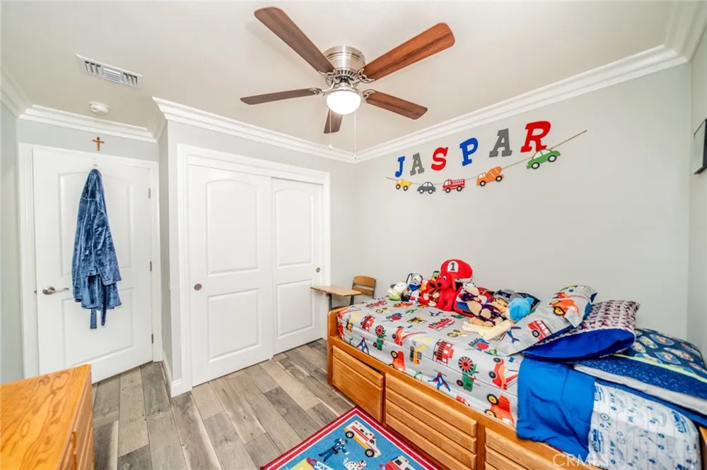 501 Glenn Place Ontario, CA 91764