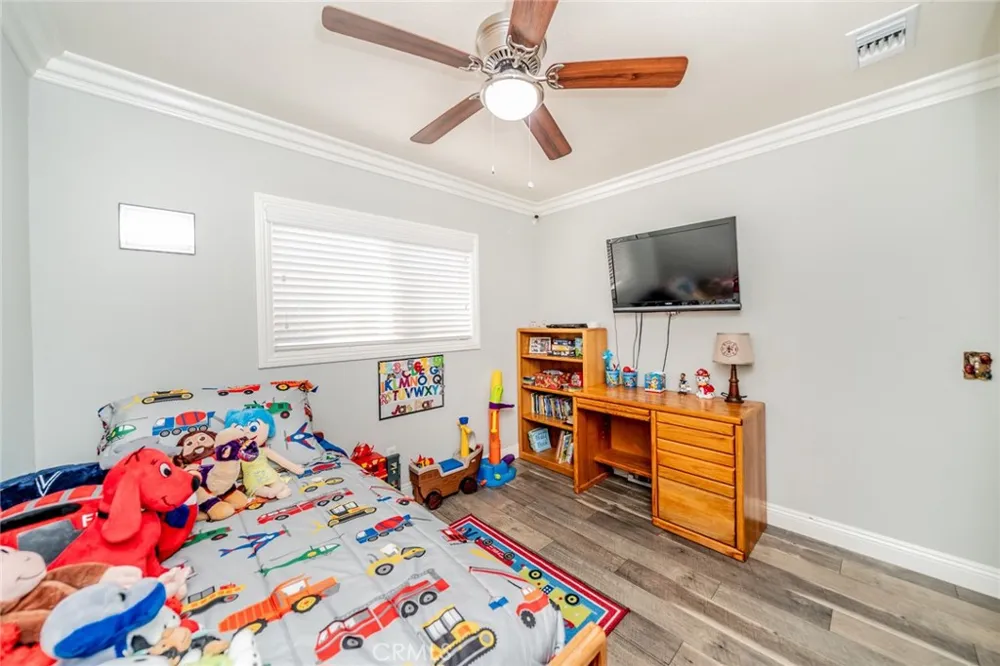 501 Glenn Place Ontario, CA 91764
