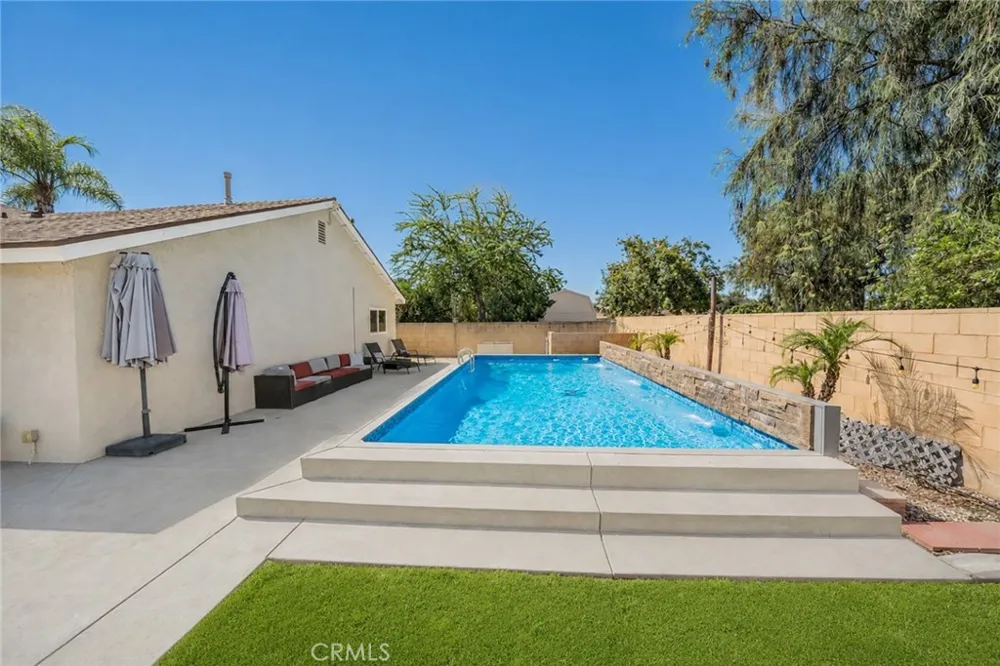 501 Glenn Place Ontario, CA 91764