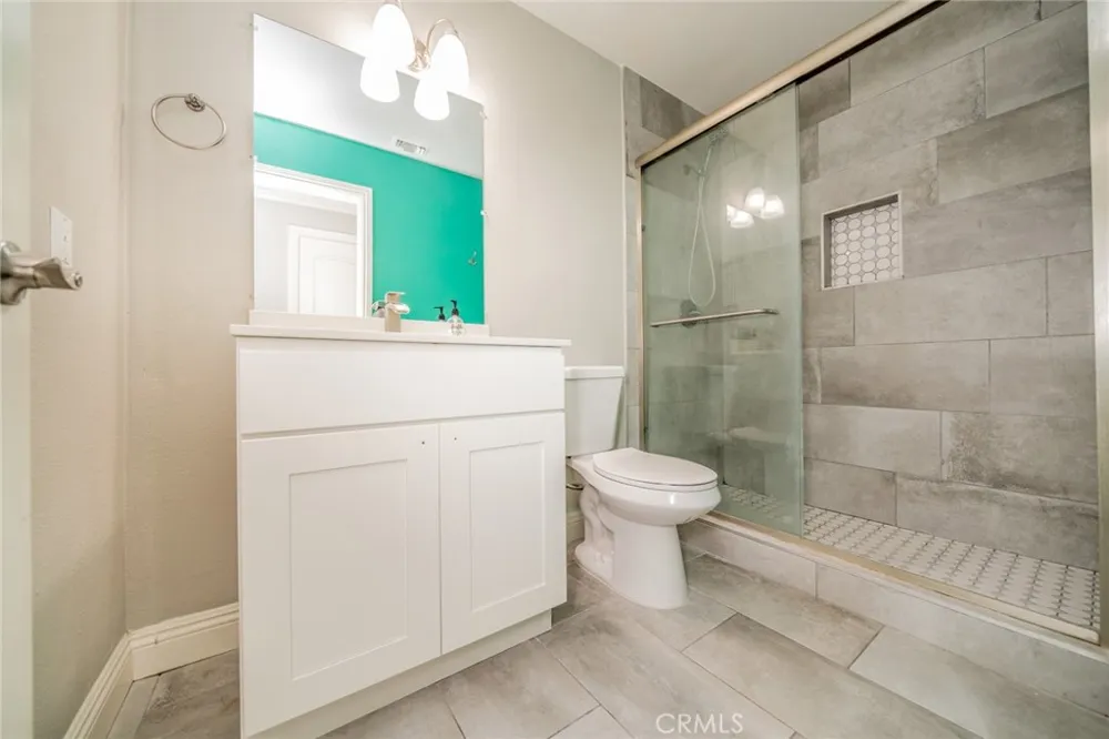 501 Glenn Place Ontario, CA 91764