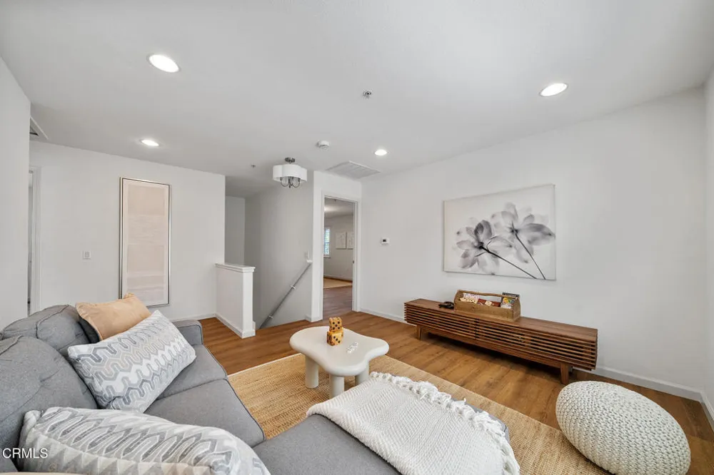 752 W Walnut Avenue #D Monrovia, CA 91016