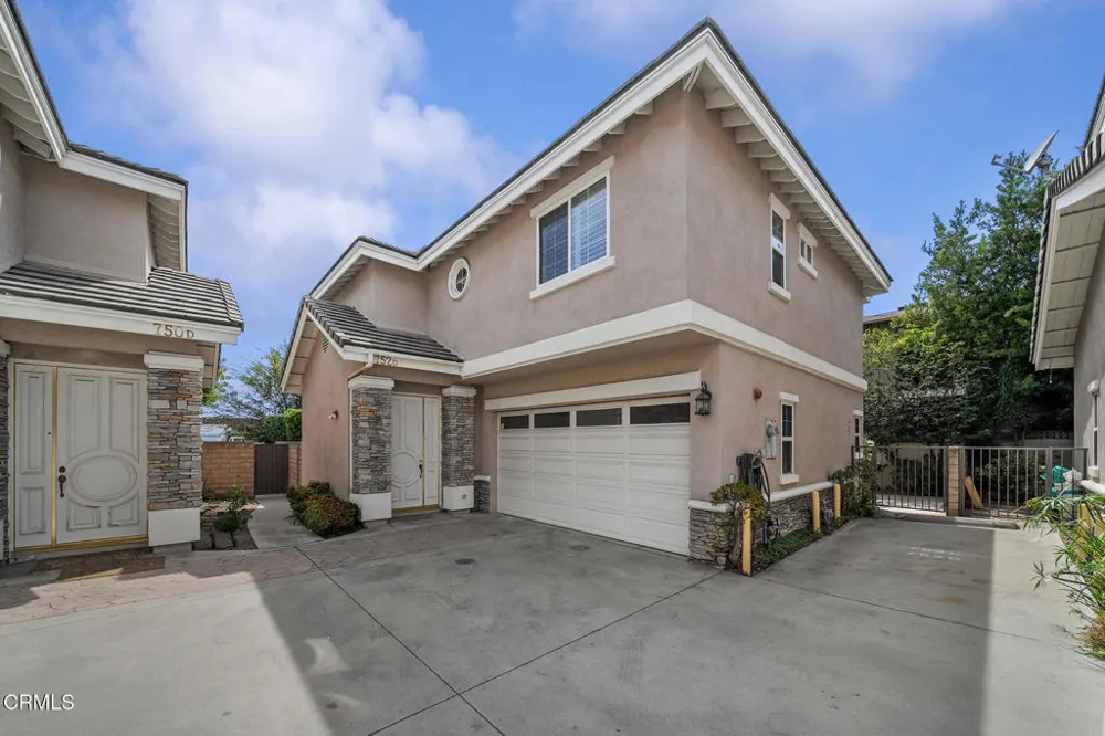 752 W Walnut Avenue #D Monrovia, CA 91016