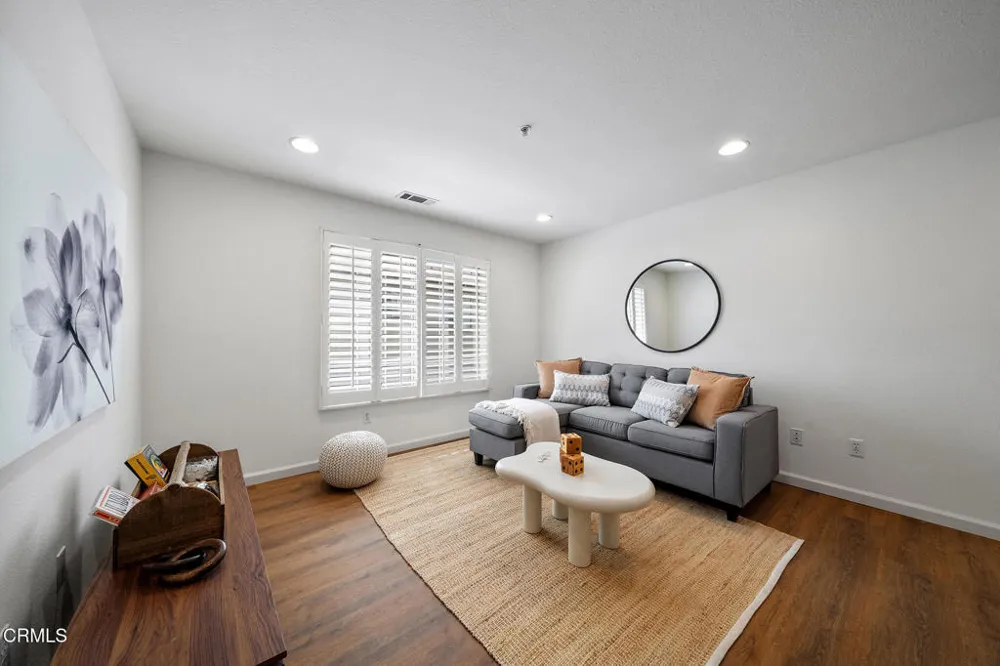 752 W Walnut Avenue #D Monrovia, CA 91016