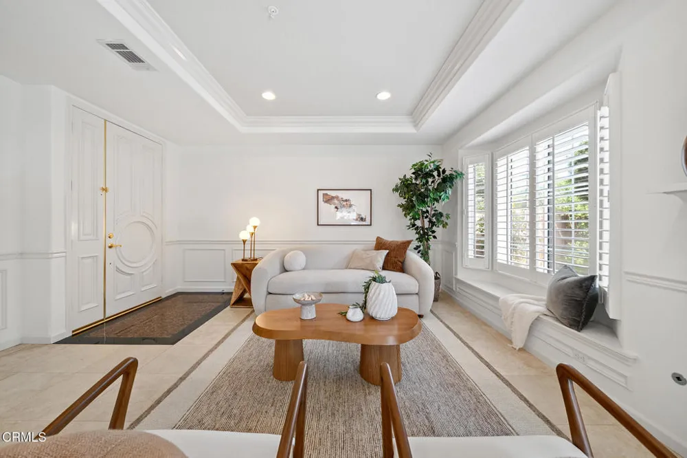 752 W Walnut Avenue #D Monrovia, CA 91016