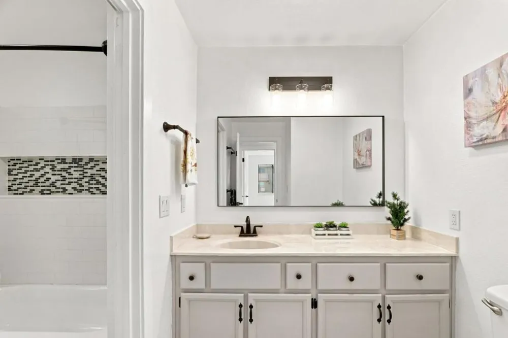 5699 Makati Circle #B San Jose, CA 95123