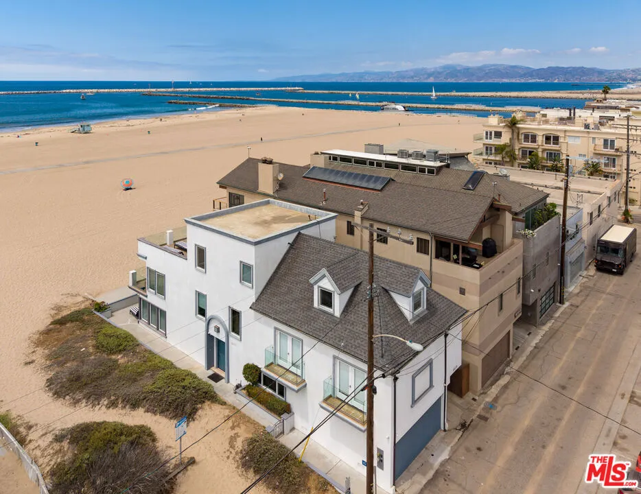 6419 Ocean Front Walk Playa del Rey, CA 90293