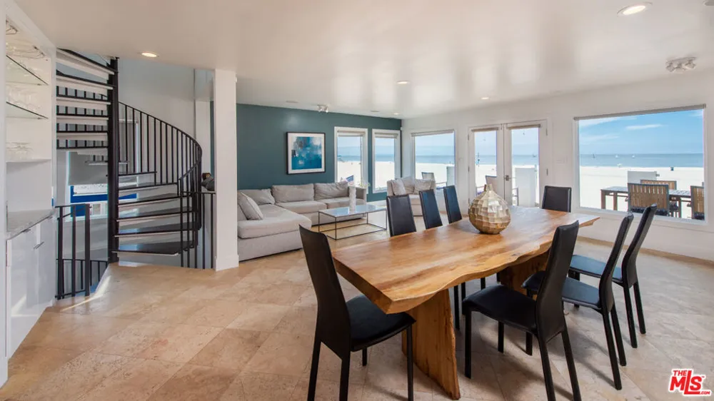 6419 Ocean Front Walk Playa del Rey, CA 90293